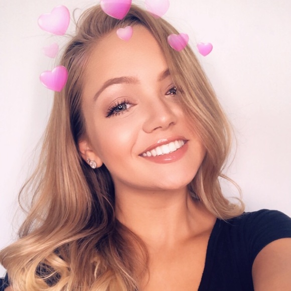 abbyhopkins_